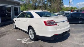 2015 Ford Taurus - Image 7
