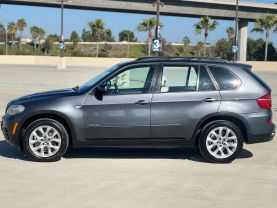 2013 BMW X5 SUV 6-CYL, TURBO, 3.0 LITER XDRIVE35I SPORT UTILITY 4D