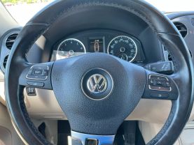 2014 Volkswagen Tiguan - Image 23