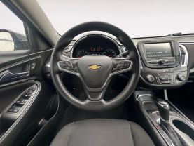 2018 Chevrolet Malibu Lt Sedan 4d - Image 12