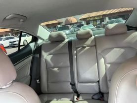 2017 HYUNDAI ELANTRA SEDAN 4-CYL, 2.0 LITER LIMITED SEDAN 4D