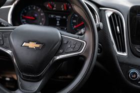 2020 Chevrolet Malibu - Image 21