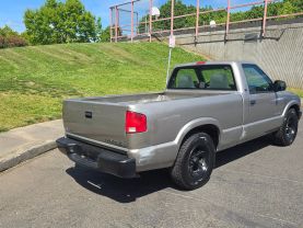 2001 CHEVROLET S10 REGULAR CAB PICKUP 4-CYL, FLEX FUEL, 2.2L SHORT BED