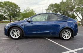 2021 TESLA MODEL Y SUV DUAL AC ELECTRIC MOTORS LONG RANGE SPORT UTILITY 4D