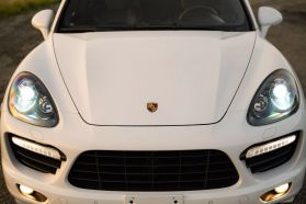2012 PORSCHE CAYENNE SUV M4851 TURBO