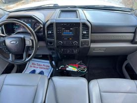 2018 FORD F550 SUPER DUTY CREW CAB & CHASSIS CAB_CHASSIS V8, TURBO DIESEL, 6.7 LITER XL CAB & CHASSIS 4D at T&T Repairables - used car dealership in Spencer, Indiana.