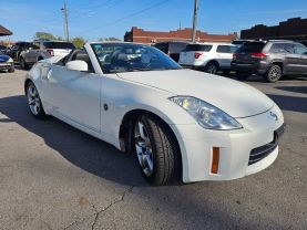 2009 NISSAN 350Z