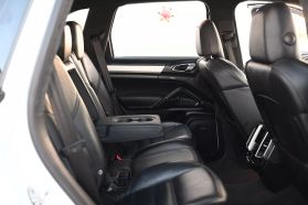 2012 PORSCHE CAYENNE SUV M4851 TURBO