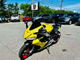 2022 APRILIA RS 660 SPORTBIKES - -