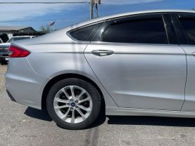 2019 Ford Fusion - Image 8