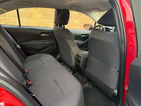 2021 TOYOTA COROLLA SEDAN 4-CYL, 1.8 LITER LE SEDAN 4D - Gesner Auto Inc in Taunton, MA, 41.88613, -71.14527