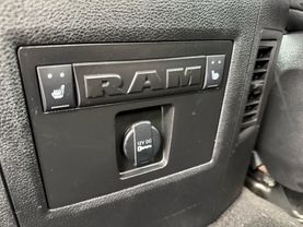 2015 RAM 1500 CREW CAB PICKUP V6, TURBO ECODIESEL, 3.0L LARAMIE LIMITED PICKUP 4D 5 1/2 FT