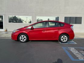 2013 TOYOTA PRIUS FOUR HATCHBACK 4D