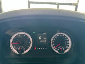 2019 RAM 1500 CLASSIC CREW CAB PICKUP V8, HEMI, 5.7 LITER TRADESMAN PICKUP 4D 5 1/2 FT