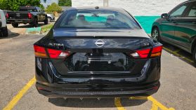 2024 Nissan Altima - Image 6