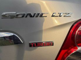 2015 CHEVROLET SONIC SEDAN 4-CYL, TURBO, 1.4 LITER LTZ SEDAN 4D
