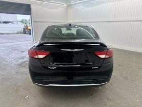 2016 CHRYSLER 200