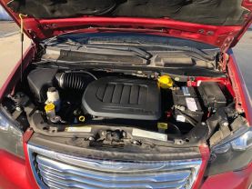2015 CHRYSLER TOWN & COUNTRY VAN V6, 3.6 LITER TOURING MINIVAN 4D