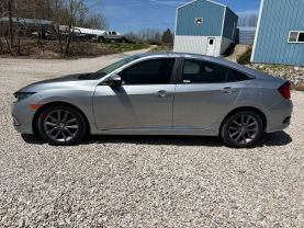 2019 HONDA CIVIC SEDAN 4-CYL, PZEV, TURBO, 1.5 LITER EX-L SEDAN 4D at T&T Repairables - used car dealership in Spencer, Indiana.