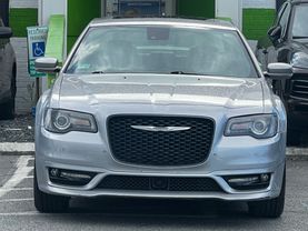 2018 CHRYSLER 300 SEDAN V6, 3.6 LITER 300S SEDAN 4D