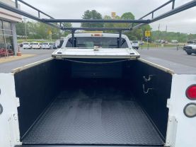 2009 FORD F250 SUPER DUTY SUPER CAB 8FT KNAPEIDE SERVICE BED TRUCK SERVICE/UTILITY TRUCKS V8, 5.4 LITER XL 4D - Eddies Auto Sales