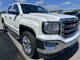 2017 GMC SIERRA 1500 CREW CAB PICKUP V8, ECOTEC3, 6.2 LITER SLT PICKUP 4D 5 3/4 FT