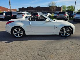2009 NISSAN 350Z