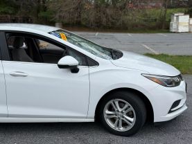 2017 CHEVROLET CRUZE SEDAN 4-CYL, TURBO, 1.4 LITER LT SEDAN 4D