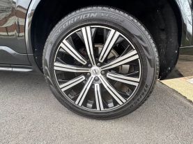 2020 VOLVO XC90