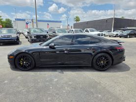 2018 PORSCHE PANAMERA