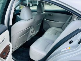 2010 LEXUS ES