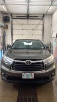 2015 Toyota Highlander - Image 1