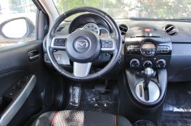2014 MAZDA MAZDA2