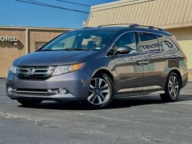 2015 HONDA ODYSSEY VAN - AUTOMATIC - Dart Auto Group