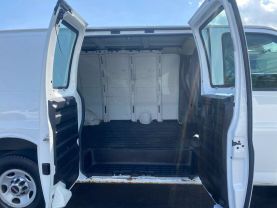 2012 GMC SAVANA 2500 CARGO CARGO V8, FLEX FUEL, 4.8 LITER VAN 3D