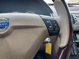 2013 VOLVO XC90 SUV 6-CYL, 3.2 LITER 3.2 PLATINUM SPORT UTILITY 4D