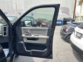 2011 RAM 1500 CREW CAB PICKUP V8, HEMI, 5.7 LITER SLT PICKUP 4D 5 1/2 FT