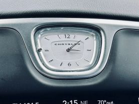 2017 CHRYSLER 300 SEDAN WHITE AUTOMATIC - Dart Auto Group