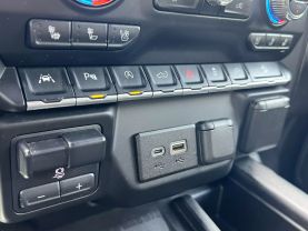 2019 Gmc Sierra 1500 Crew Cab Slt Pickup 4d 5 3/4 Ft - Image 34