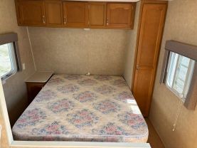 2006 GULF STREAM 24BHL RV - CONQUEST LITE at T&T Repairables - used car dealership in Spencer, Indiana.
