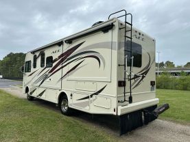 Used 2018 THOR MOTOR COACH A.C.E. CLASS A - 27.2 - LA Auto Star located in Virginia Beach, VA