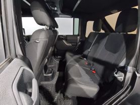 2017 Jeep Wrangler Unlimited - - Image 15