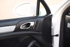 2012 PORSCHE CAYENNE SUV M4851 TURBO