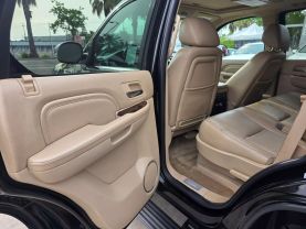 2011 CADILLAC ESCALADE SUV V8, HYBRID, 6.0 LITER HYBRID SPORT UTILITY 4D