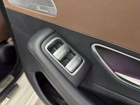 2014 MERCEDES-BENZ S-CLASS SEDAN V8, TWIN TURBO, 4.6 LITER S 550 SEDAN 4D