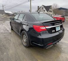 2013 Chrysler 200 - Image 4