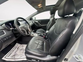 2013 Hyundai Elantra Limited Sedan 4d - Image 9