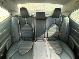 2020 TOYOTA CAMRY SE SEDAN 4D