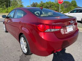 2013 Hyundai Elantra - Image 5
