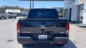 2017 Honda Ridgeline Sport Pickup 4d 5 Ft - Image 3
